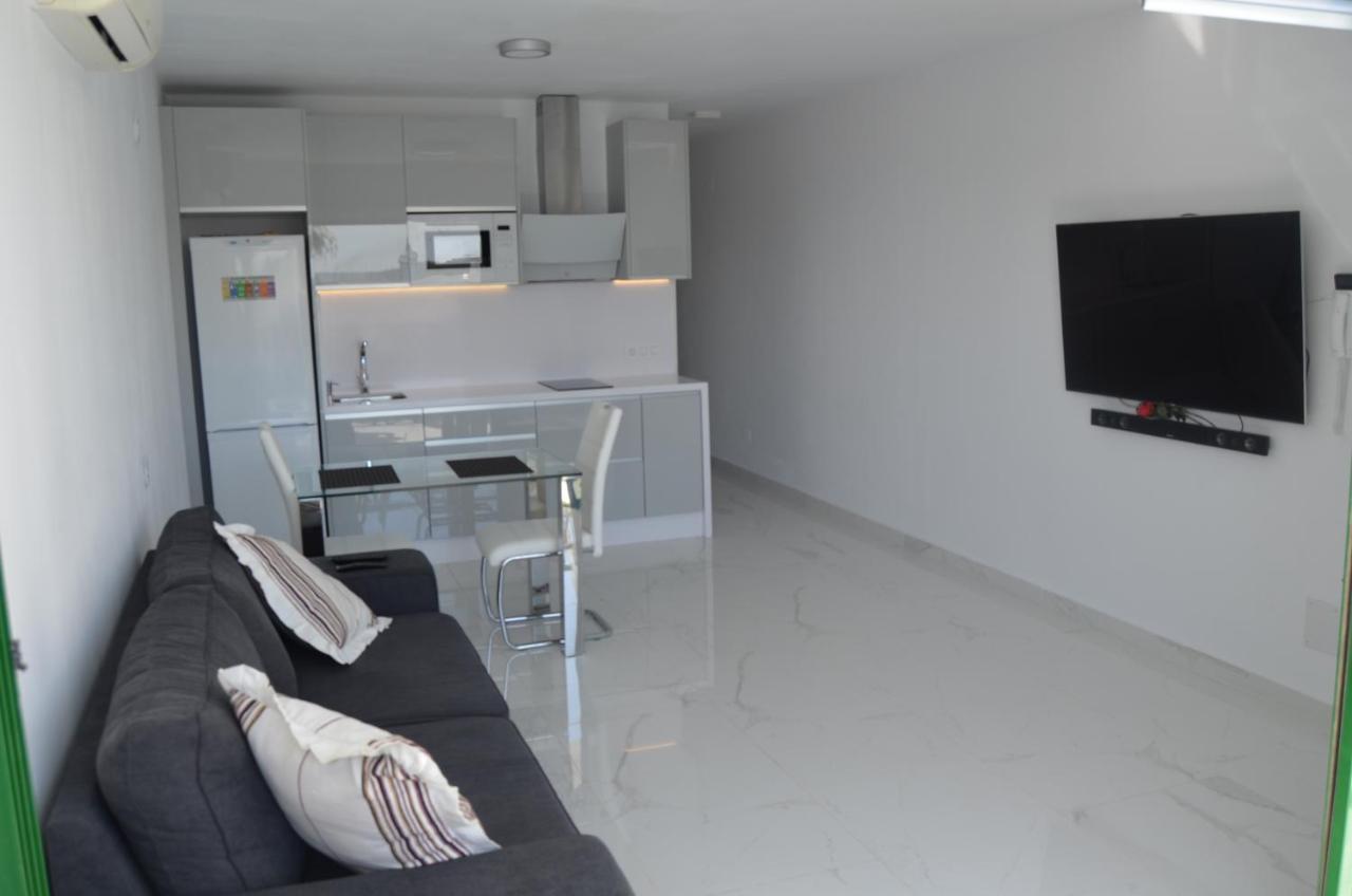 Modern Quiet Apartament Beach Front San Bartolomé Zewnętrze zdjęcie